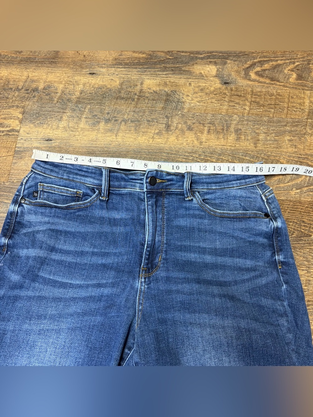 Judy Blue Mid Rise Boot Cut Raw Hem Jeans Womens 14W Dark Wash Blue Stretch - Picture 4 of 8